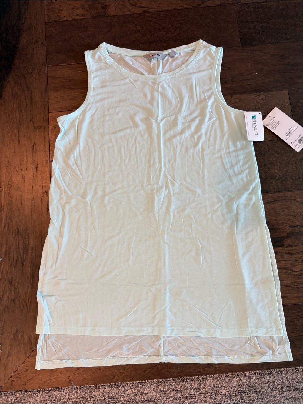 New With Tags Athleta Side Split Tank Sz M